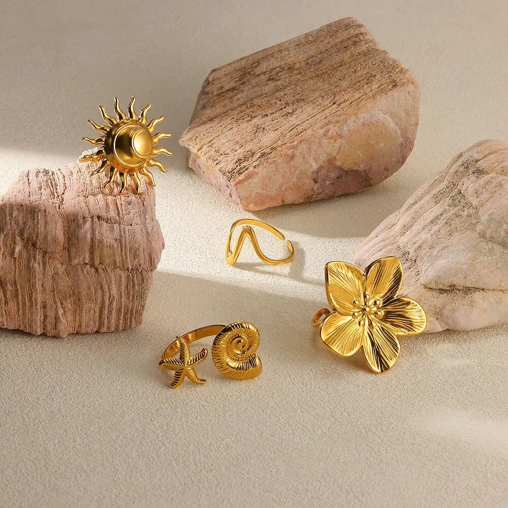 SunBloom Starfish Ring