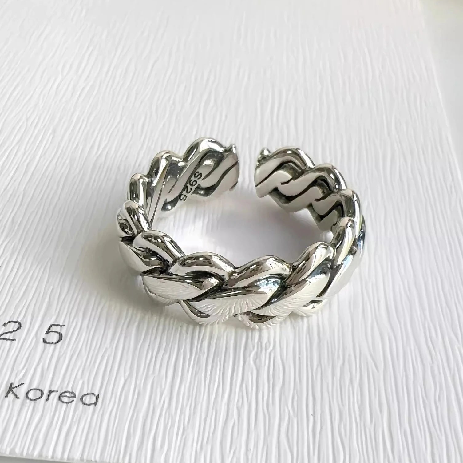 Vintage Nail Band