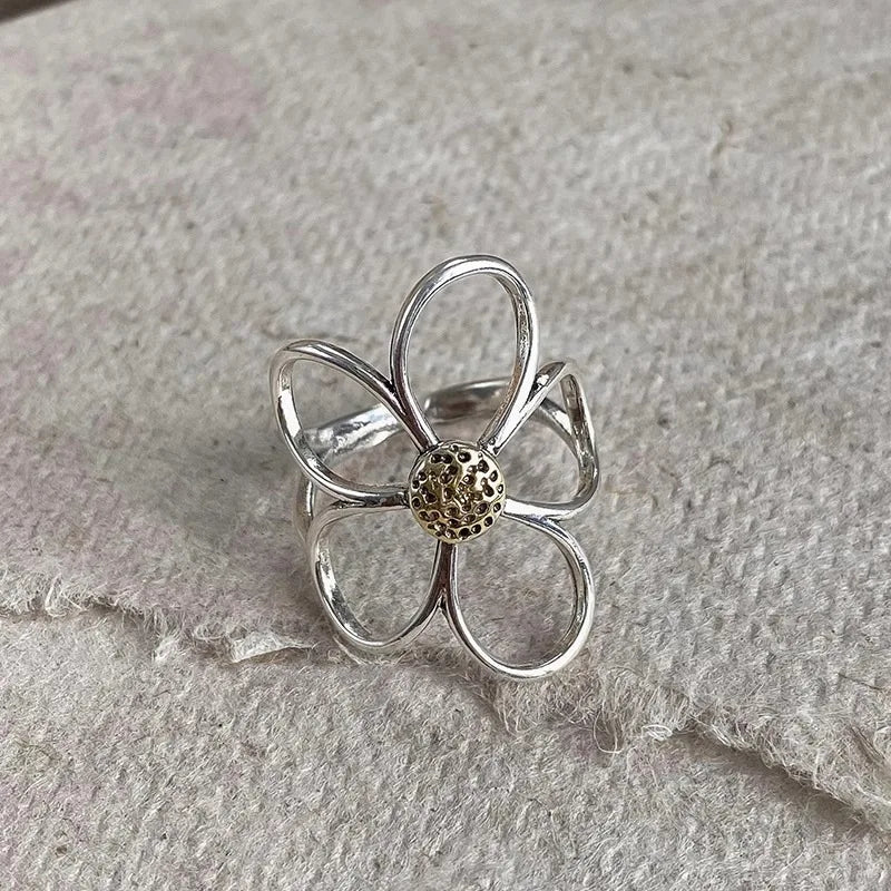 Floral Groove Ring