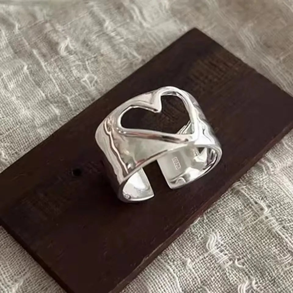 Floral Groove Ring