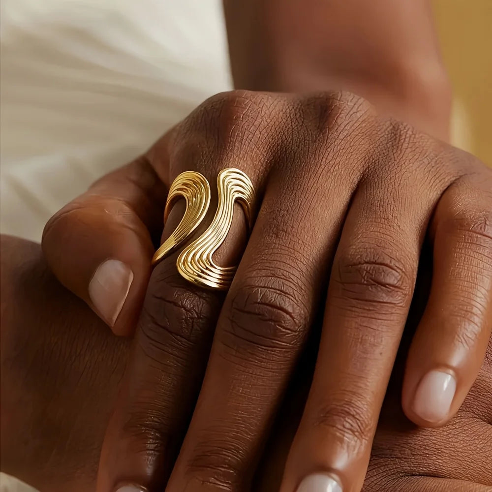 SunBloom Starfish Ring