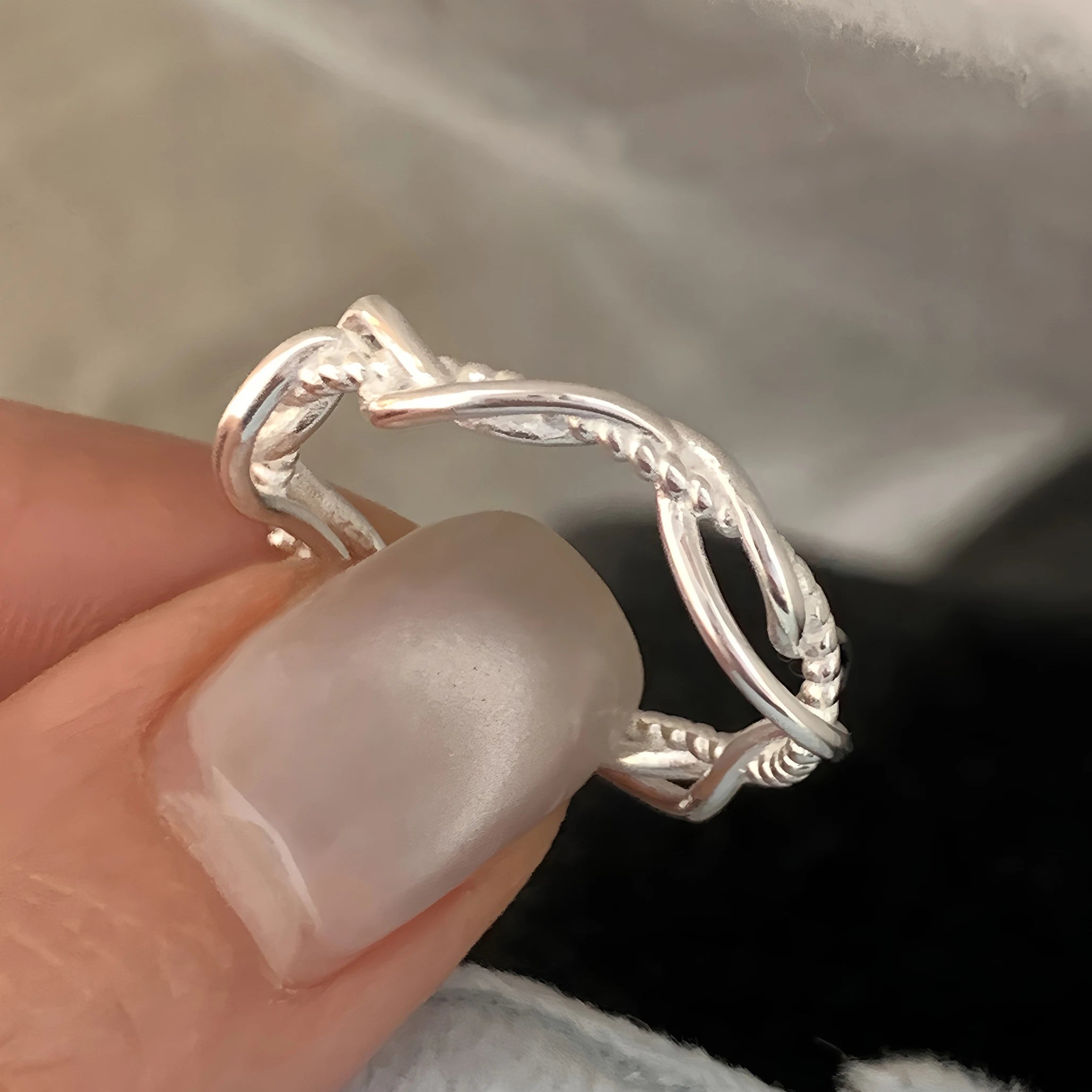 Floral Groove Ring