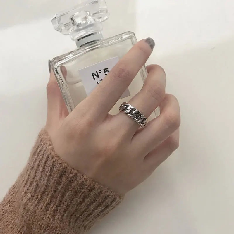 Vintage Nail Band