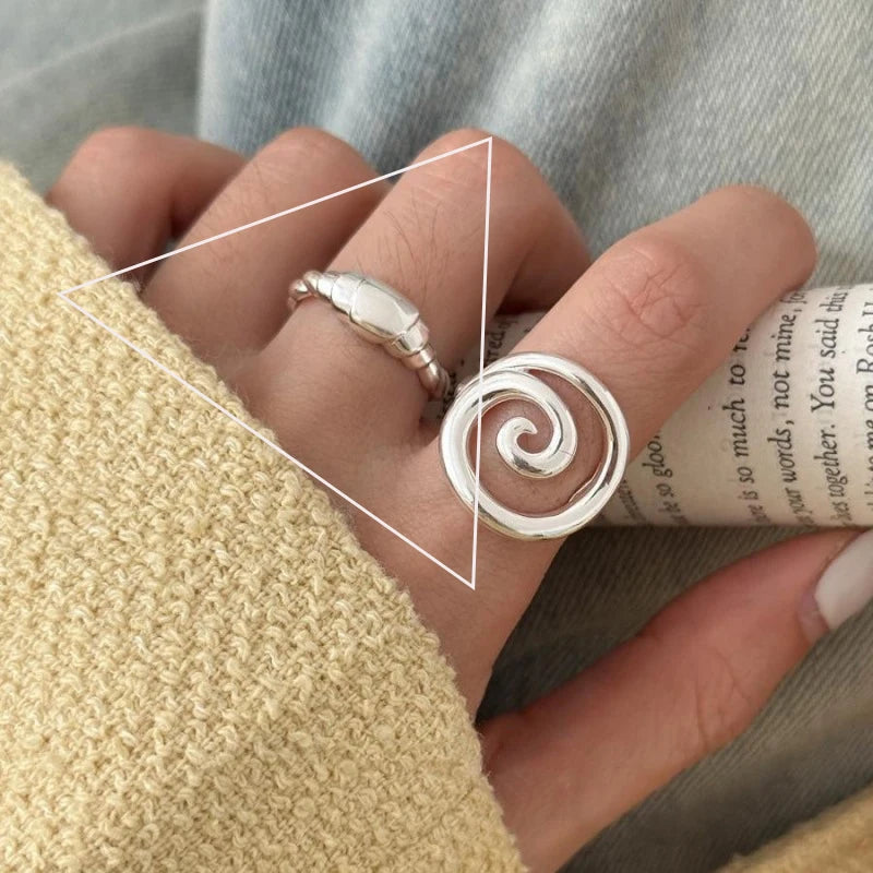 Floral Groove Ring
