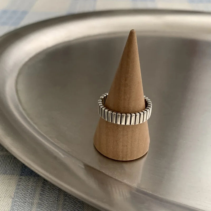 Vintage Nail Band