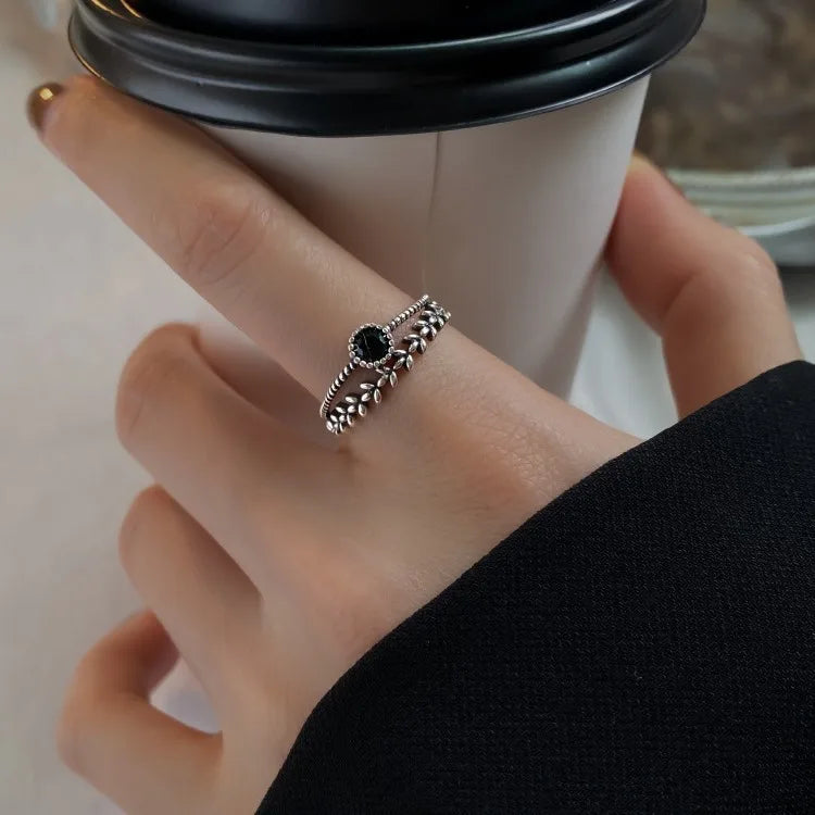 Vintage Nail Band