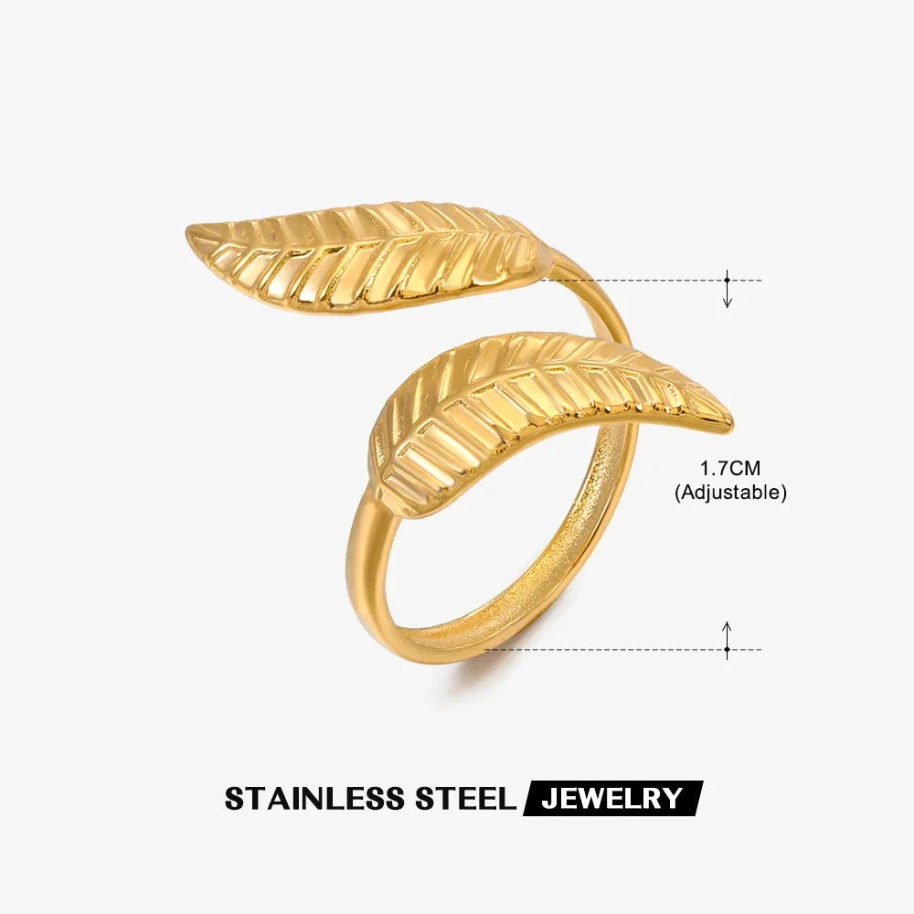 Celeste Shell Ring